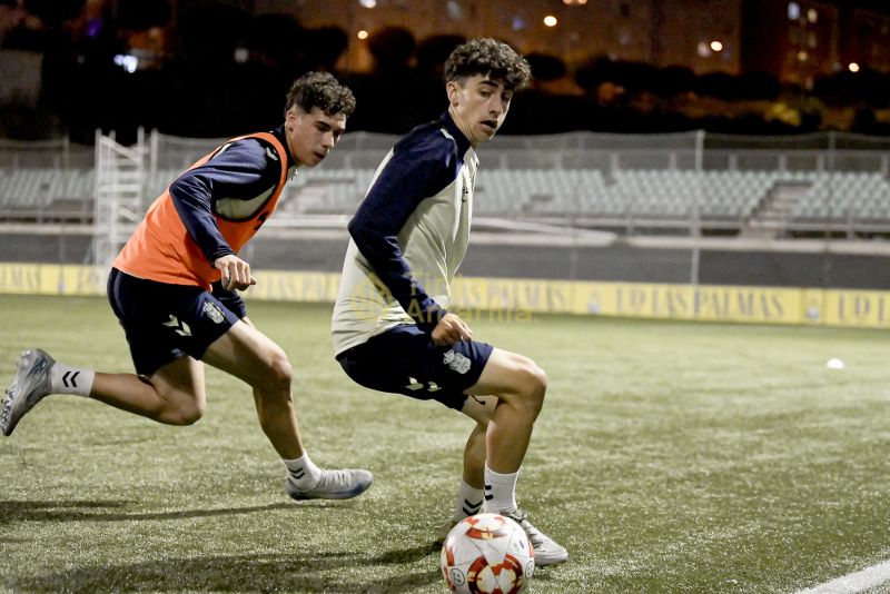 Fotos: El juvenil de la UD cierra sus preparativos para recibir al Elche