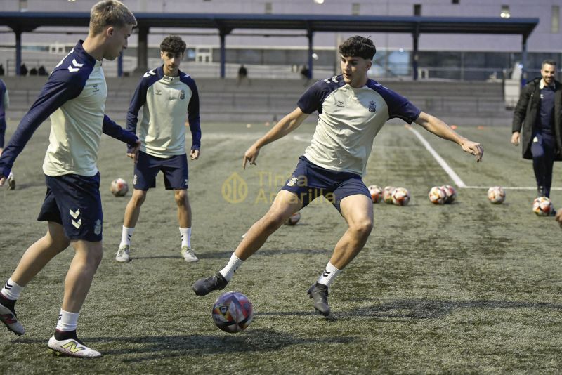 Fotos: El juvenil de la UD cierra sus preparativos para recibir al Elche