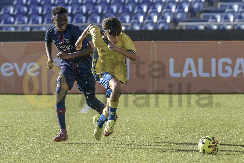 Fotos: El Infantil Fundación de la UD compite con clubes colosos de Europa