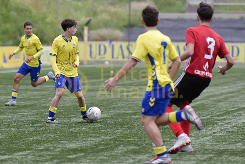 Fotos: El juvenil B de la UD Las Palmas logra su vigésima victoria