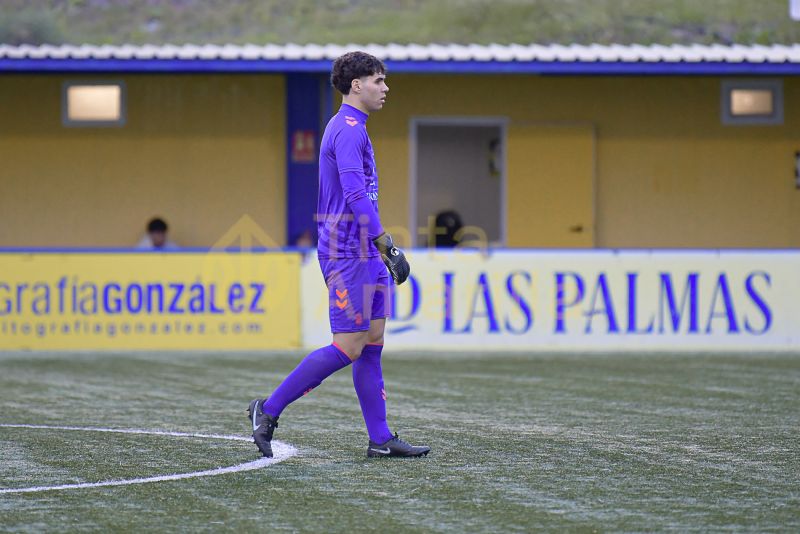 Fotos: El juvenil B de la UD Las Palmas logra su vigésima victoria