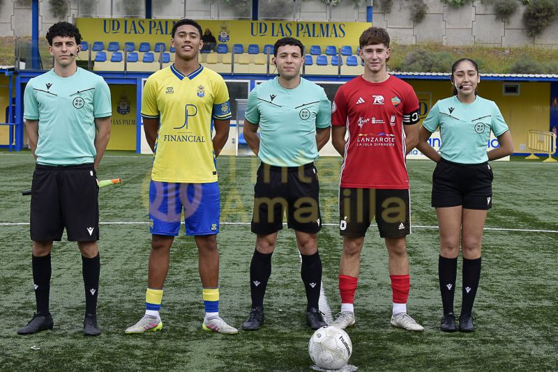 Fotos: El juvenil B de la UD Las Palmas logra su vigésima victoria