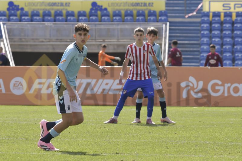 Fotos: La UD termina la fase previa con un meritorio empate ante el Atlético