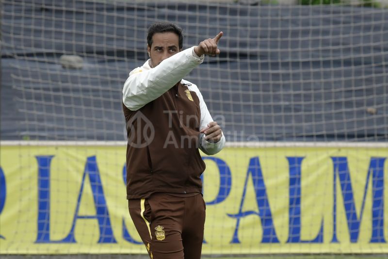Fotos: Las Palmas Atlético planifica cómo sorprender al líder del grupo