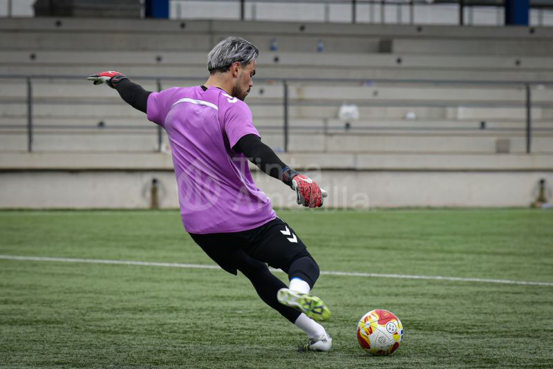Fotos: Las Palmas Atlético planifica cómo sorprender al líder del grupo