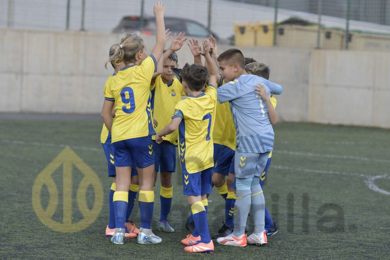 Fotos: El benjamín de la UD inicia su segunda fase de competición