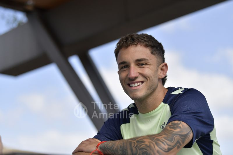 El millón de amigos amarillos de Giovani García