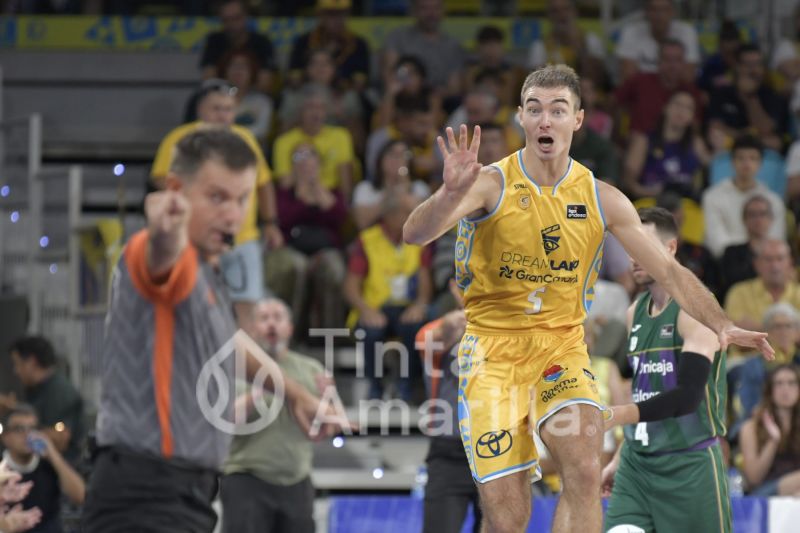 71-82: El Granca paga caro su nefasto tercer cuarto