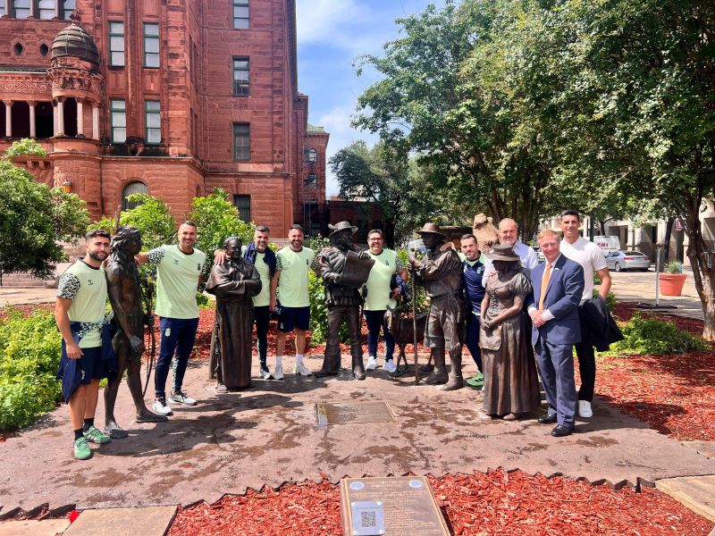 La UD ejerce como emisario de Canarias en San Antonio