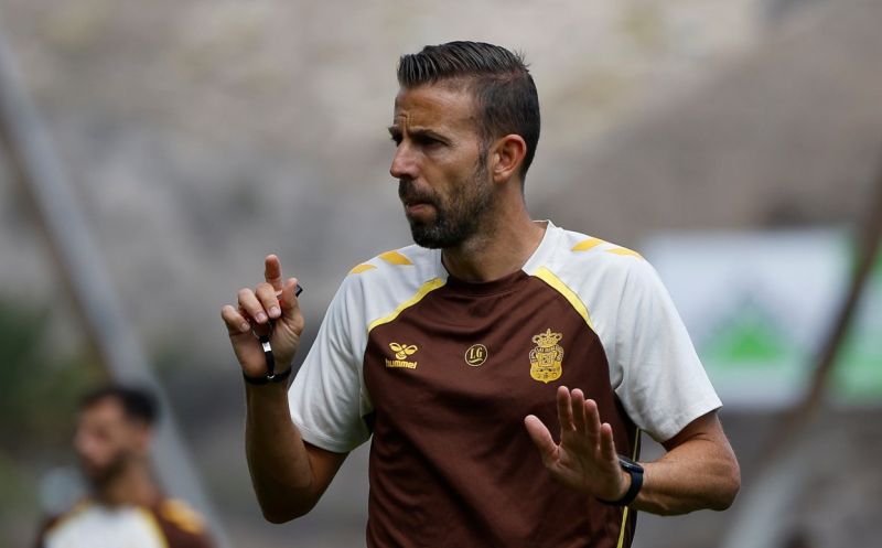 "El nueve no me preocupa; confío en el trabajo que se hace en el club"