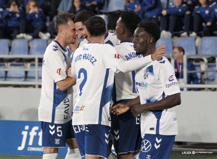 2-1: El Tenerife le da la vuelta al Granada