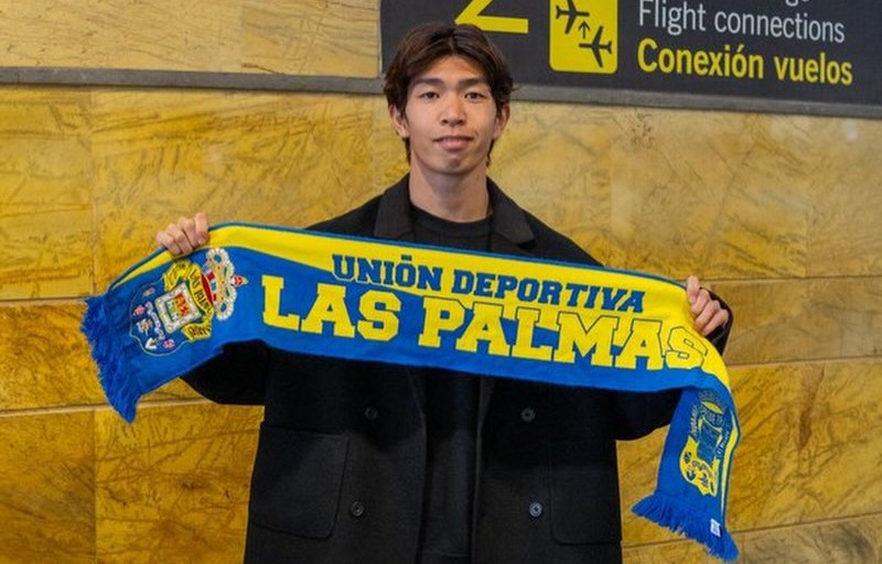 Vídeo: Los goles y jugadas del 9 japonés del que habla Luis García