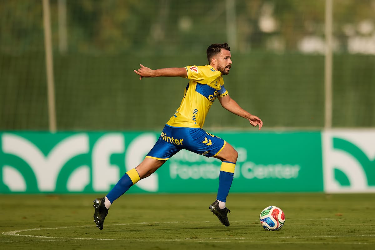 0-1: A la UD le faltó piernas y precisión en el remate en su primer amistoso