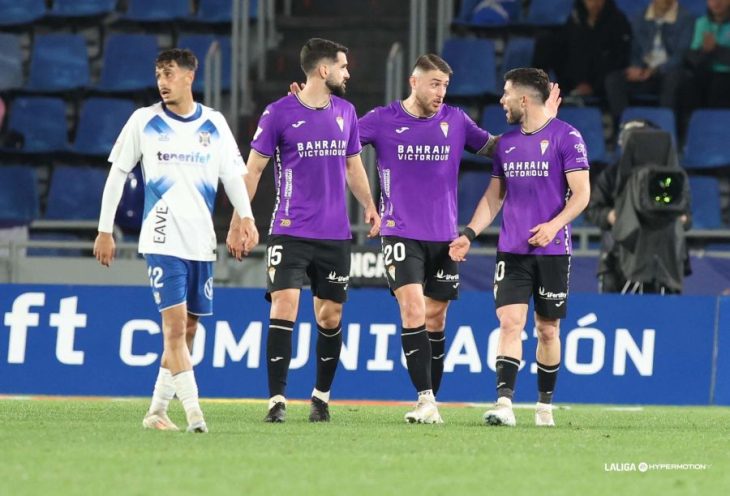 2-3: El Córdoba agranda la herida del Tenerife