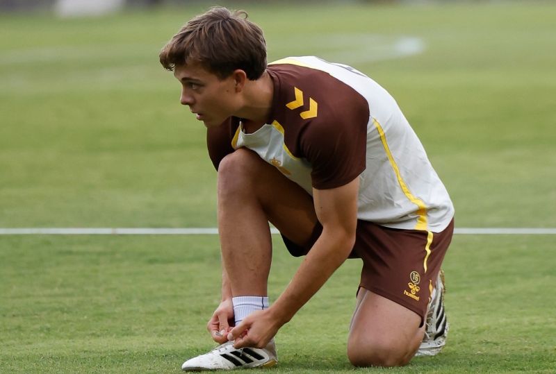 "El fútbol español es el mío, porque se juega más con la cabeza que con el físico"