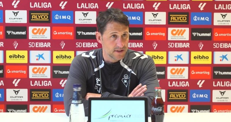 "Intentaremos que Las Palmas no filtre balones, que no centre ni chute"