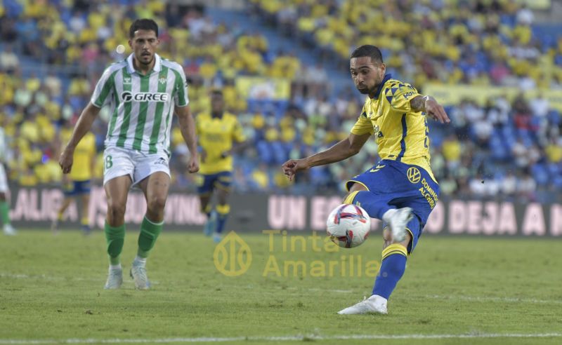 "El nuevo míster ha llegado con energía y positivismo"