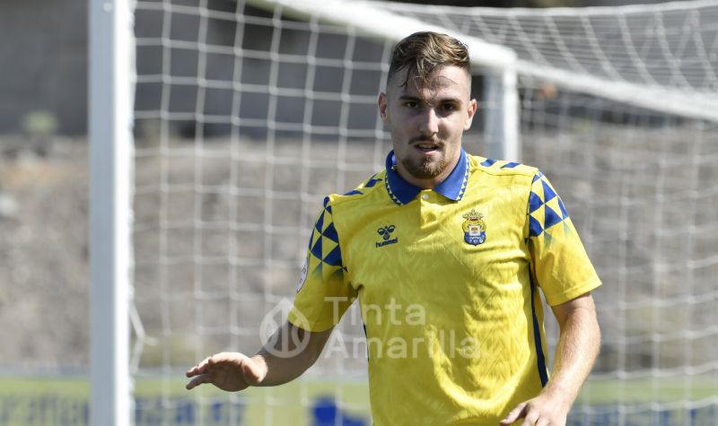 0-1: Brian Velázquez da un valioso triunfo al filial frente al Arucas