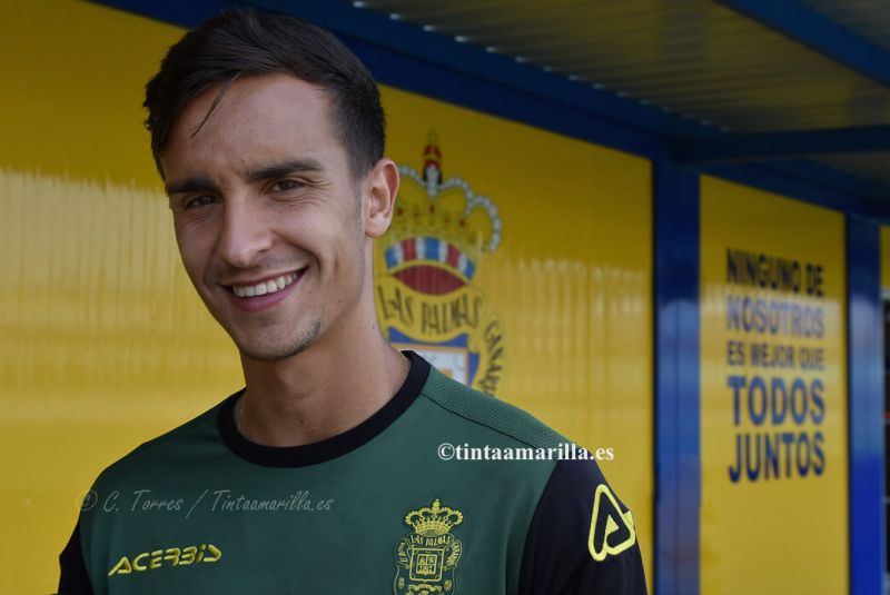 Salida al extranjero de Carlos González, Javi Muñoz, Cristian Herrera, Joel Zamora, ...