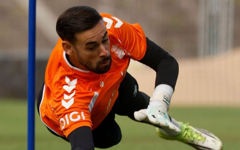 "Llegué para ayudar al equipo y he renovado para lo mismo"