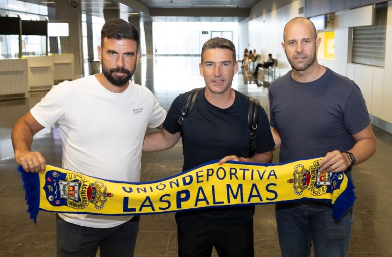 Carrión aterriza en Gran Canaria con su equipo técnico