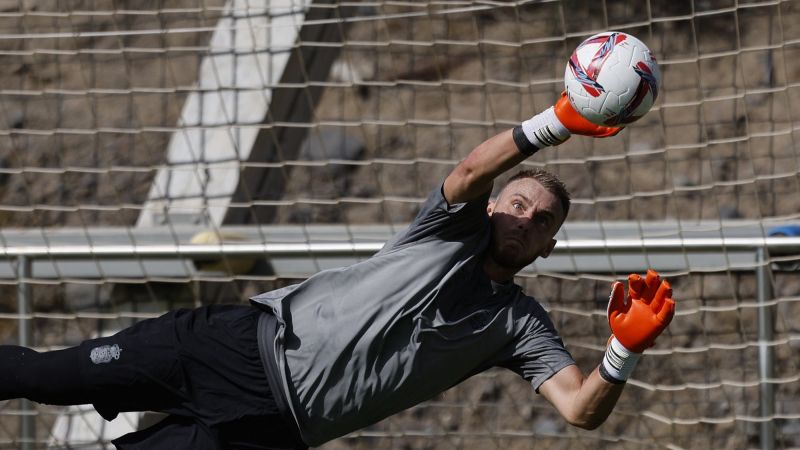 Los 4 avales con los que cuenta Cillessen para el dorsal 1