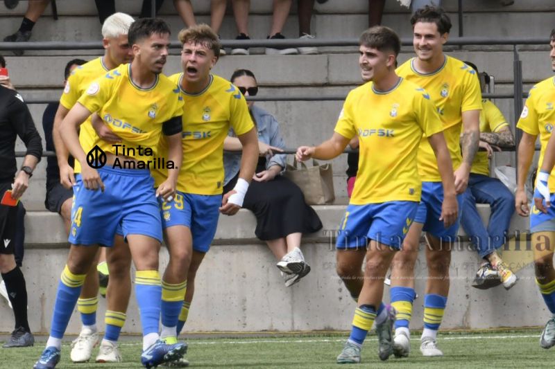 Dani Ojeda cierra su etapa en el filial de la UD