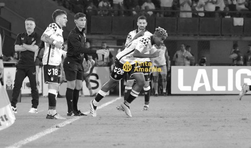 Bassinga admite que cuando saltó al césped del Gran Canaria estaba "flipando"