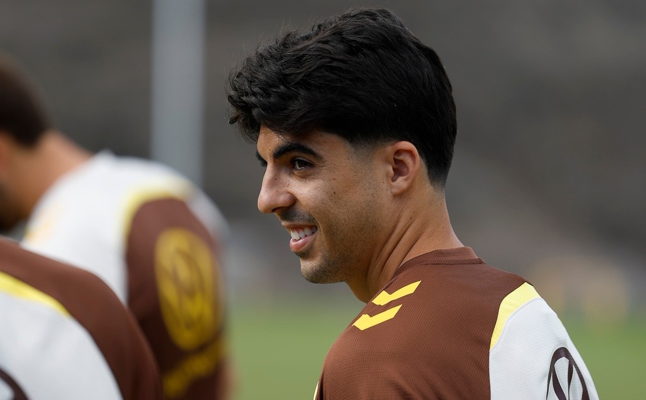 "Ojalá Luis García se quede en la UD hasta el final de mi contrato"