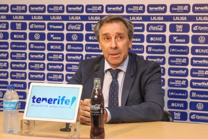 Miñambres llega a la presidencia del Tenerife en son de paz