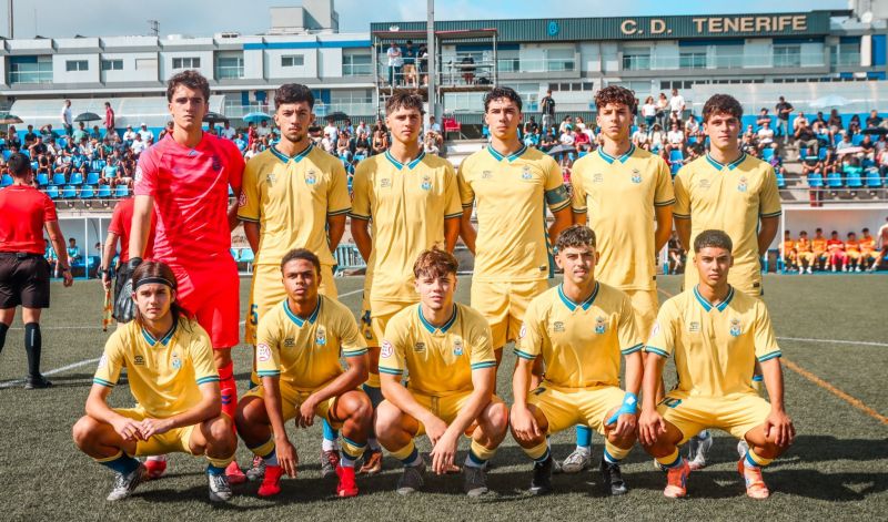 1-2: El juvenil de la UD gana el derbi y atesora el liderato en solitario