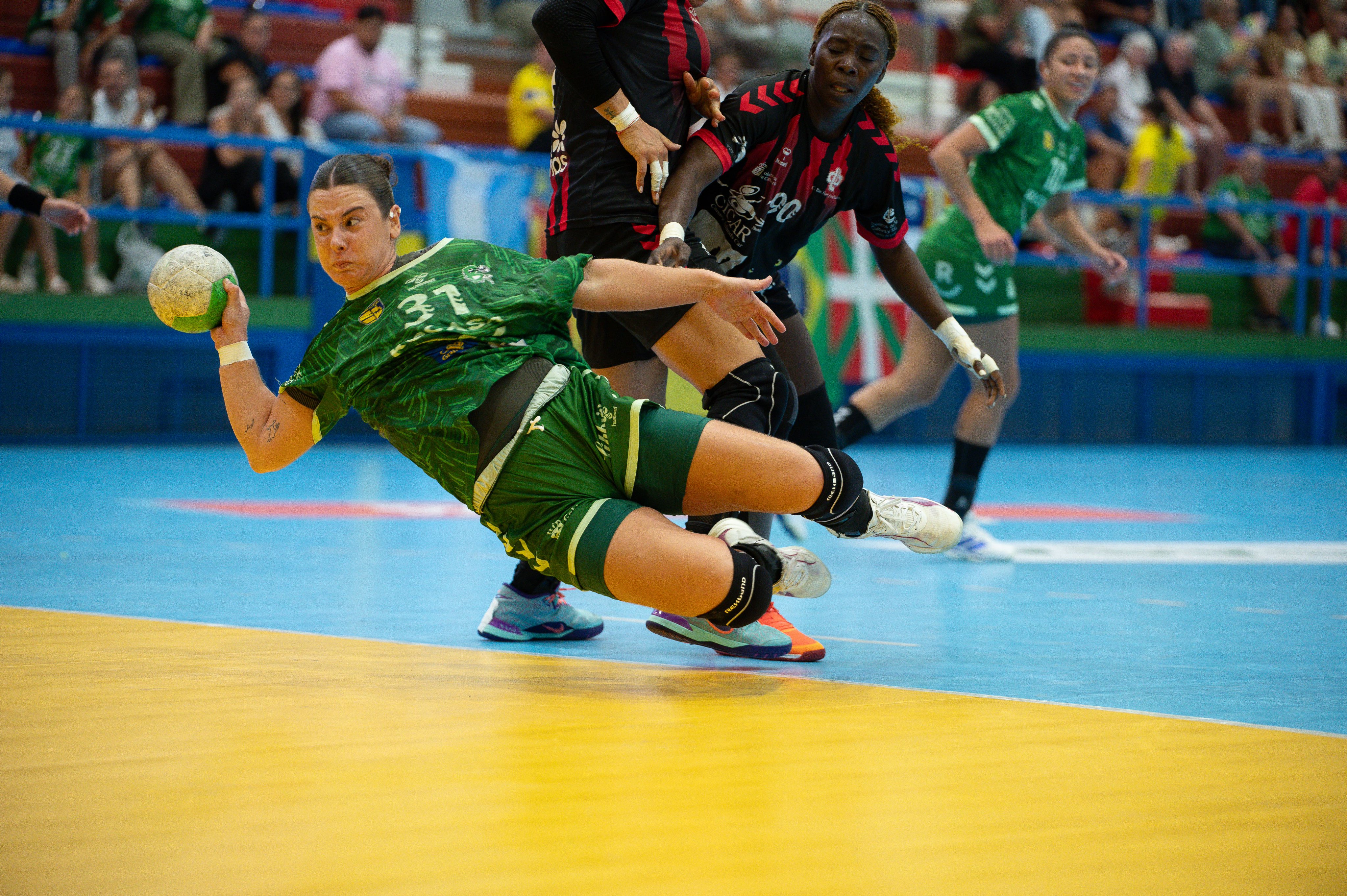 30-22: El Remudas gana en casa su primer derbi de la temporada