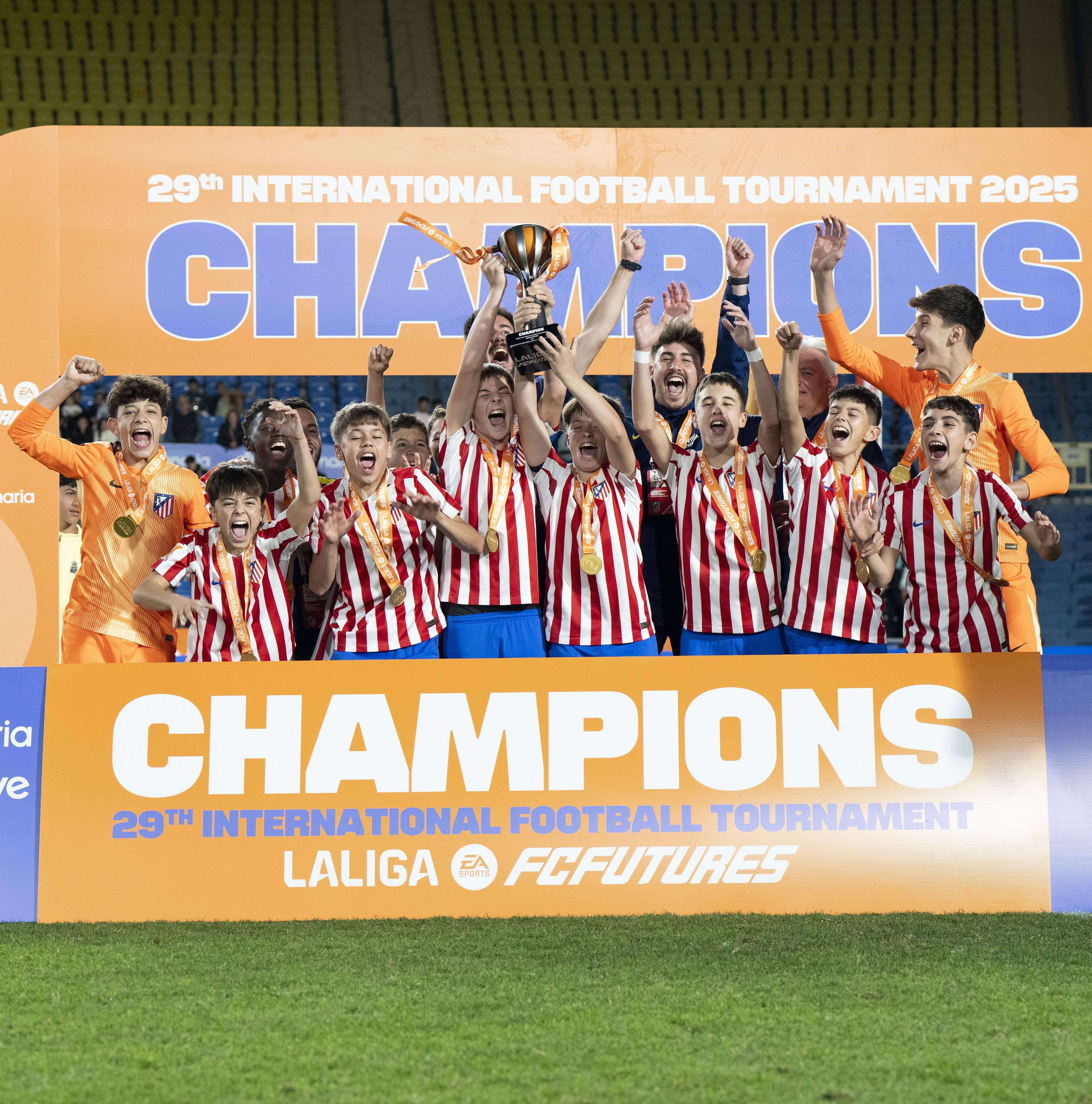 El infantil del Atlético de Madrid se proclama campeón en Gran Canaria