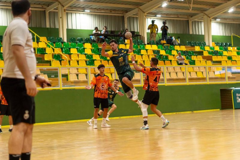 Trabajado triunfo del Gáldar (36-28)