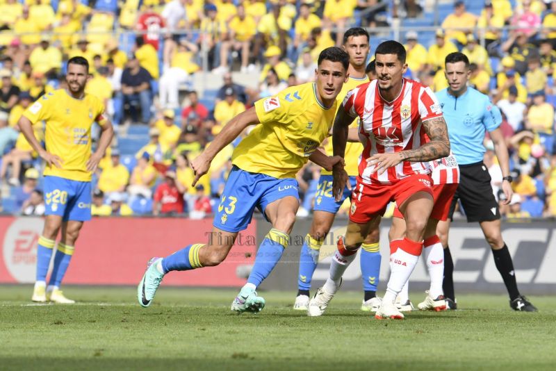 García Verdura pitará a la UD en Mendizorroza