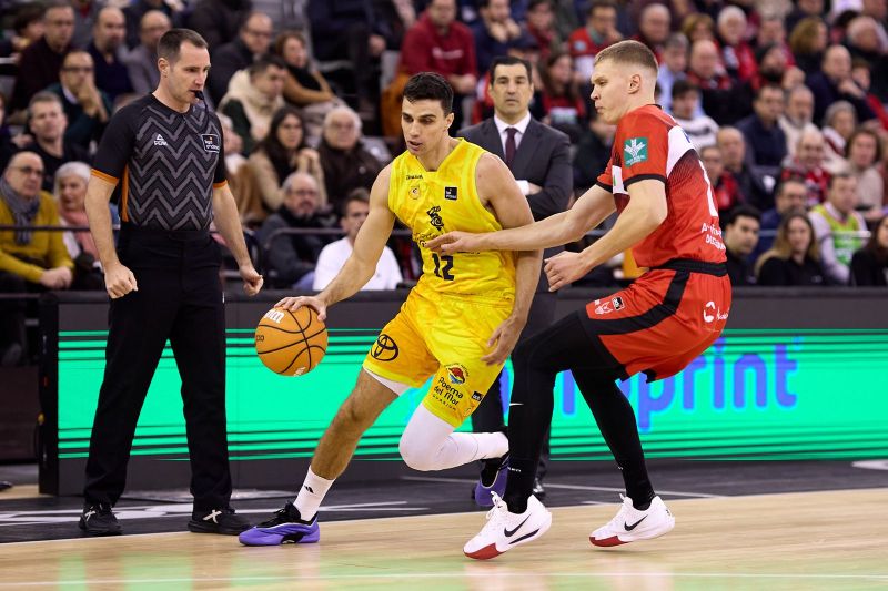 82-97: El Gran Canaria recupera sensaciones en Granada