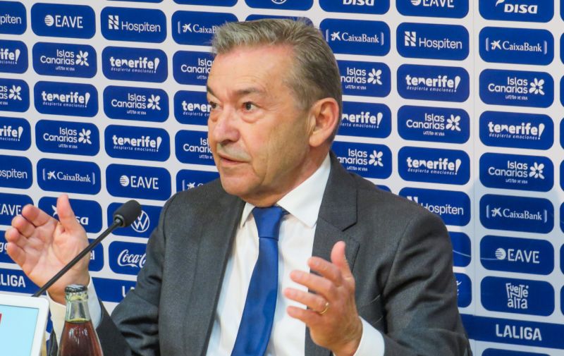 Paulino Rivero deja la presidencia del CD Tenerife