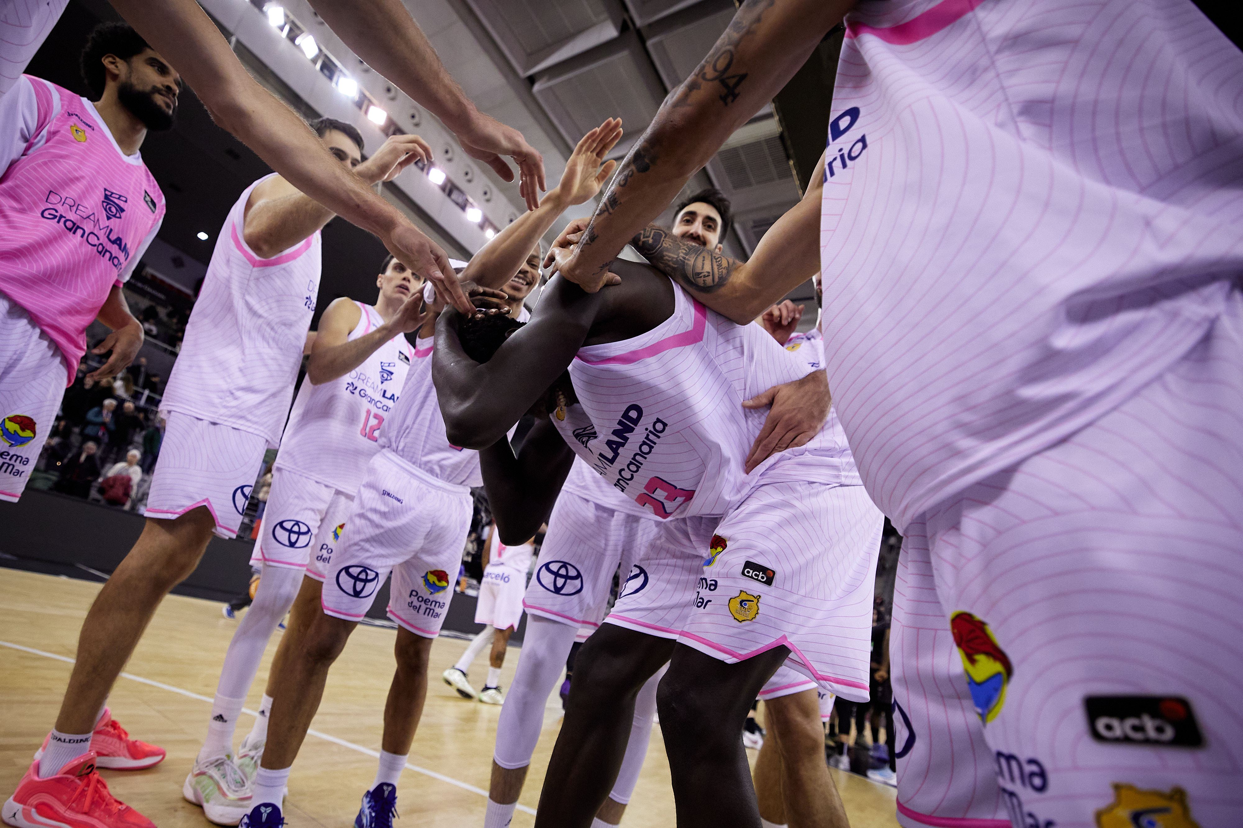 Albicy alcanza a Oliver y Kuath, tras Willie Jones