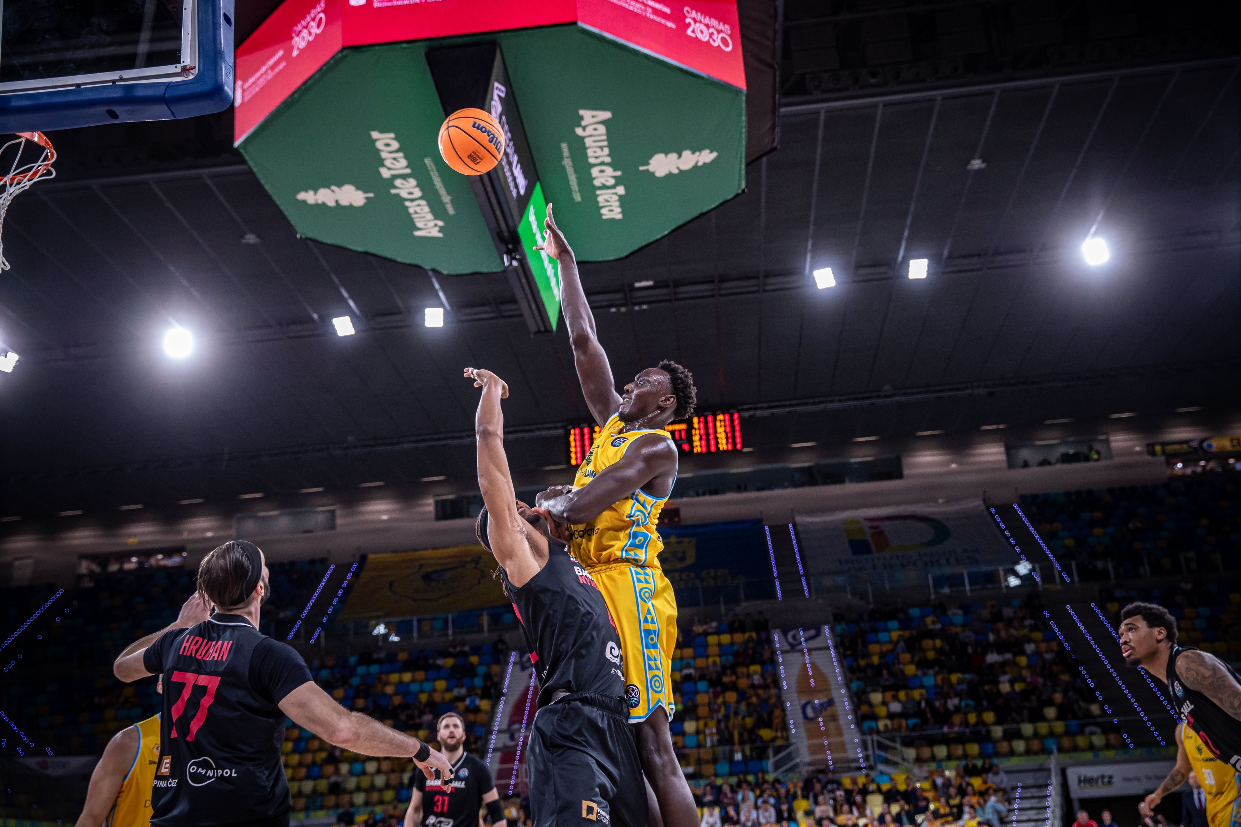 82-92: El Gran Canaria firma otro fiasco y se queda sin billete a cuartos