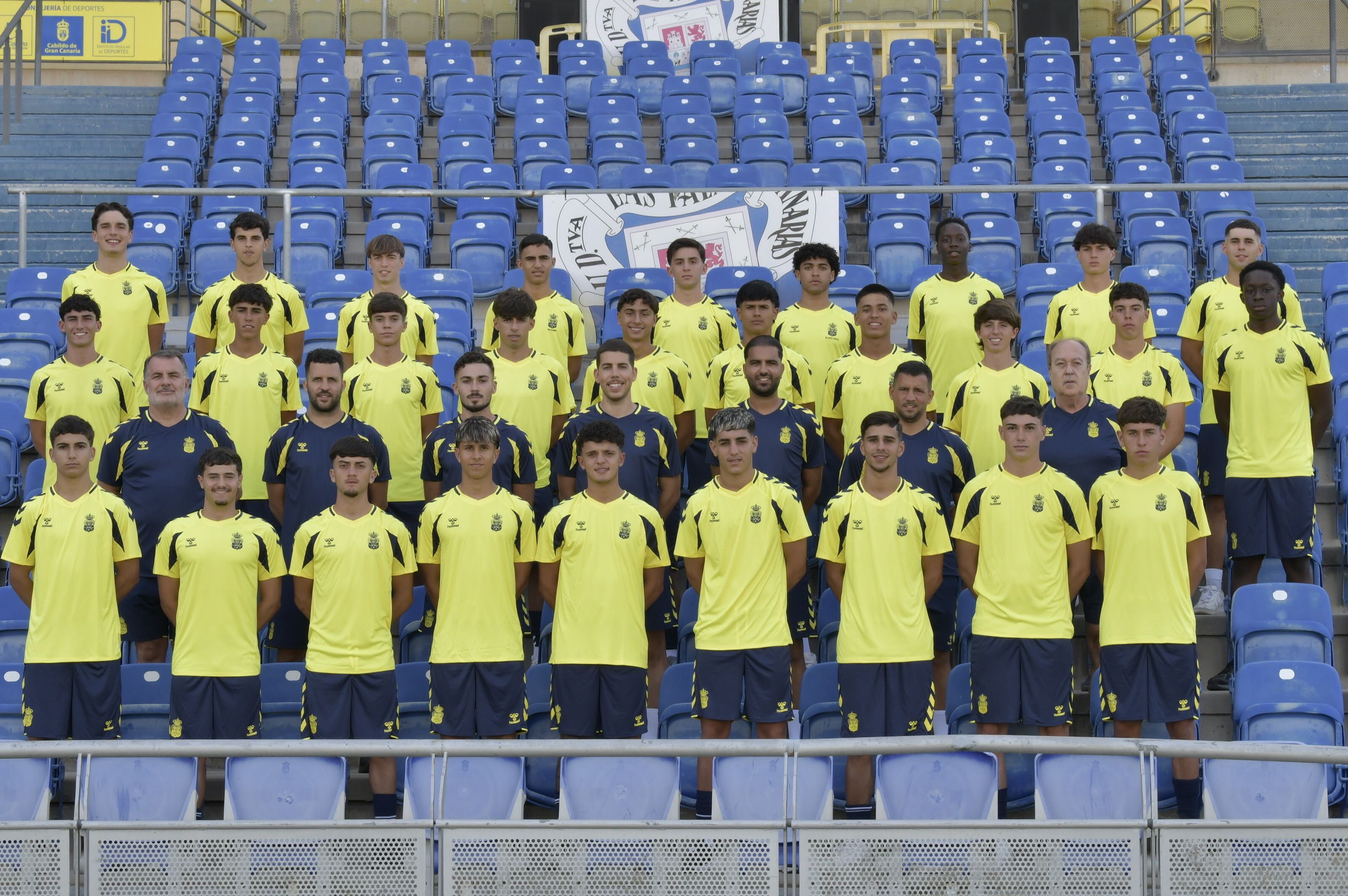 El Juvenil B de la UD afronta una nueva campaña con Sosa a su mando