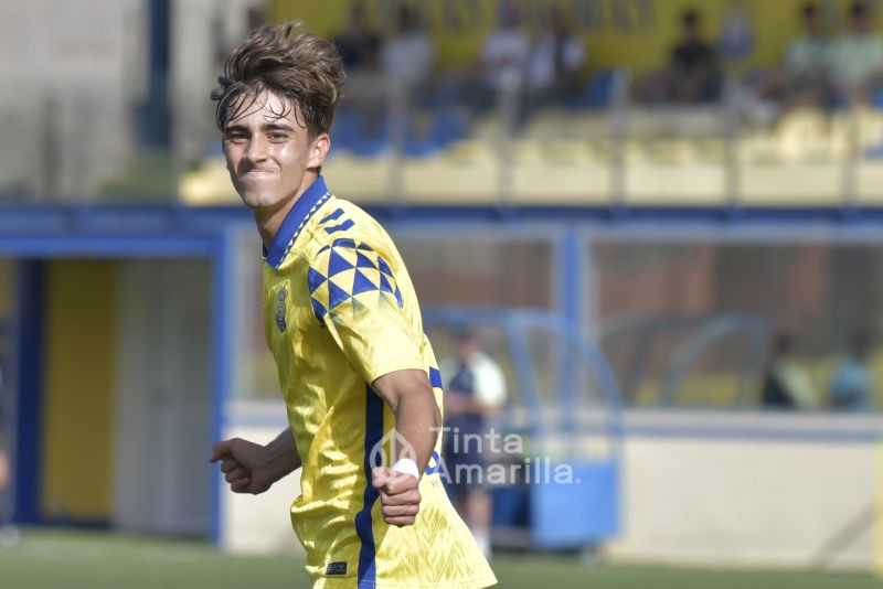 El amarillo Iker León se sitúa primero en la tabla nacional de goleadores