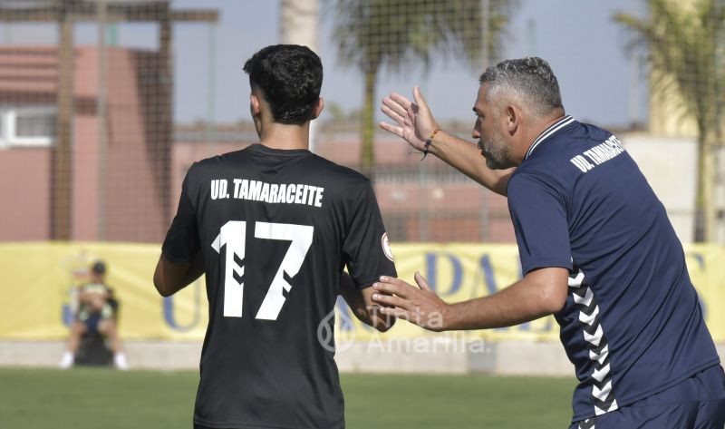 Las Palmas Atco. saca tajada del empate entre sus perseguidores