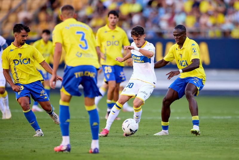 Iván Medina admite que se ve con minutos porque su fútbol encaja en el modelo de la UD