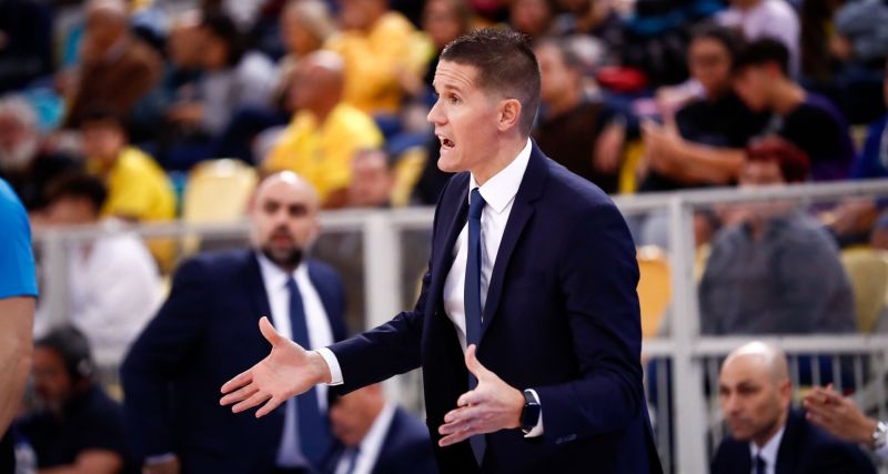 Lakovic elude el juego de Vidorreta: "No hay favorito en un derbi"