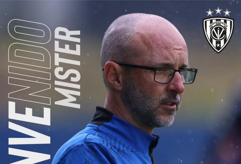 El Independiente del Valle vuelve a confiar en otro entrenador canario