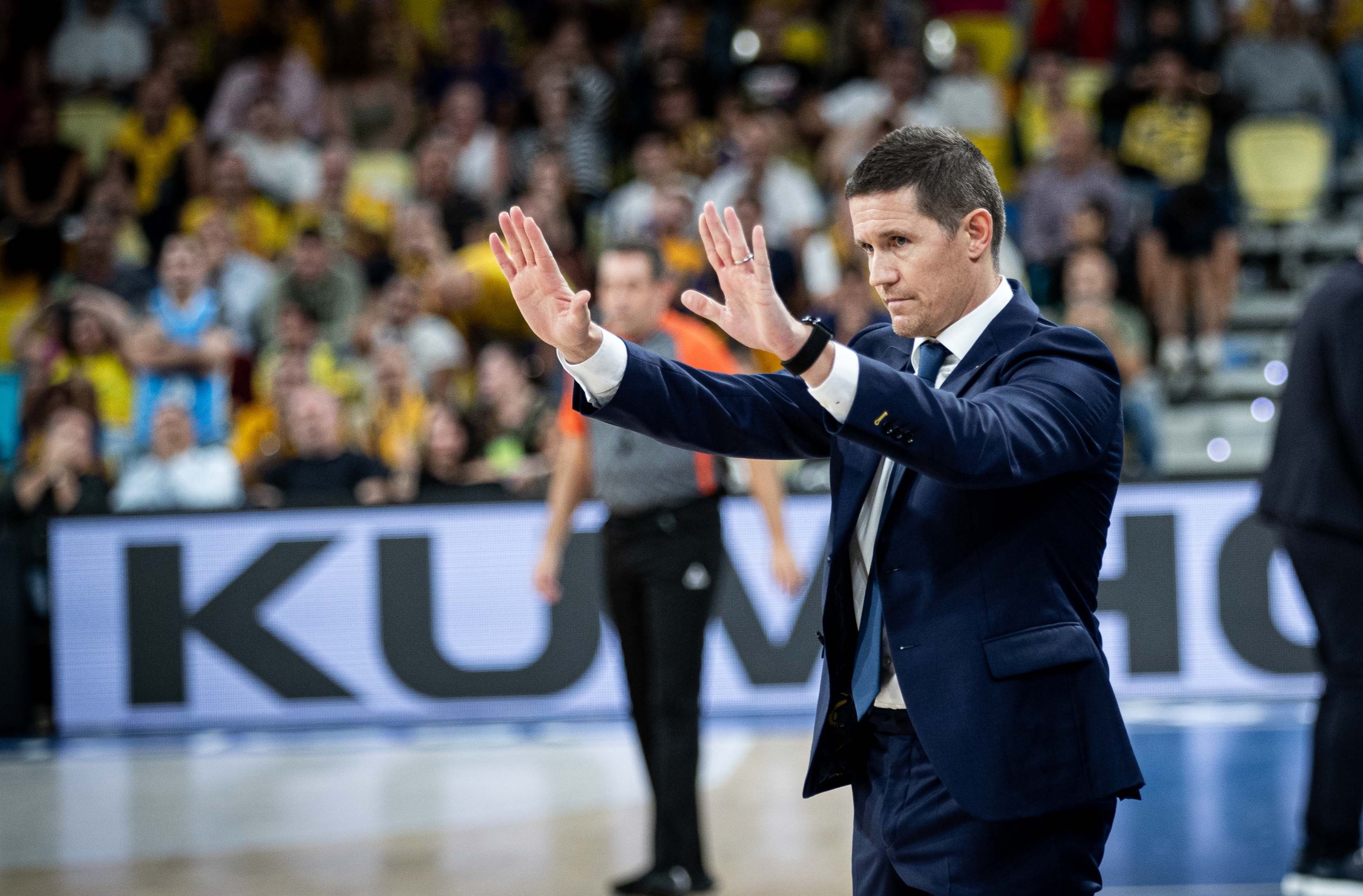 Lakovic acepta a regañadientes la derrota ante la Peña