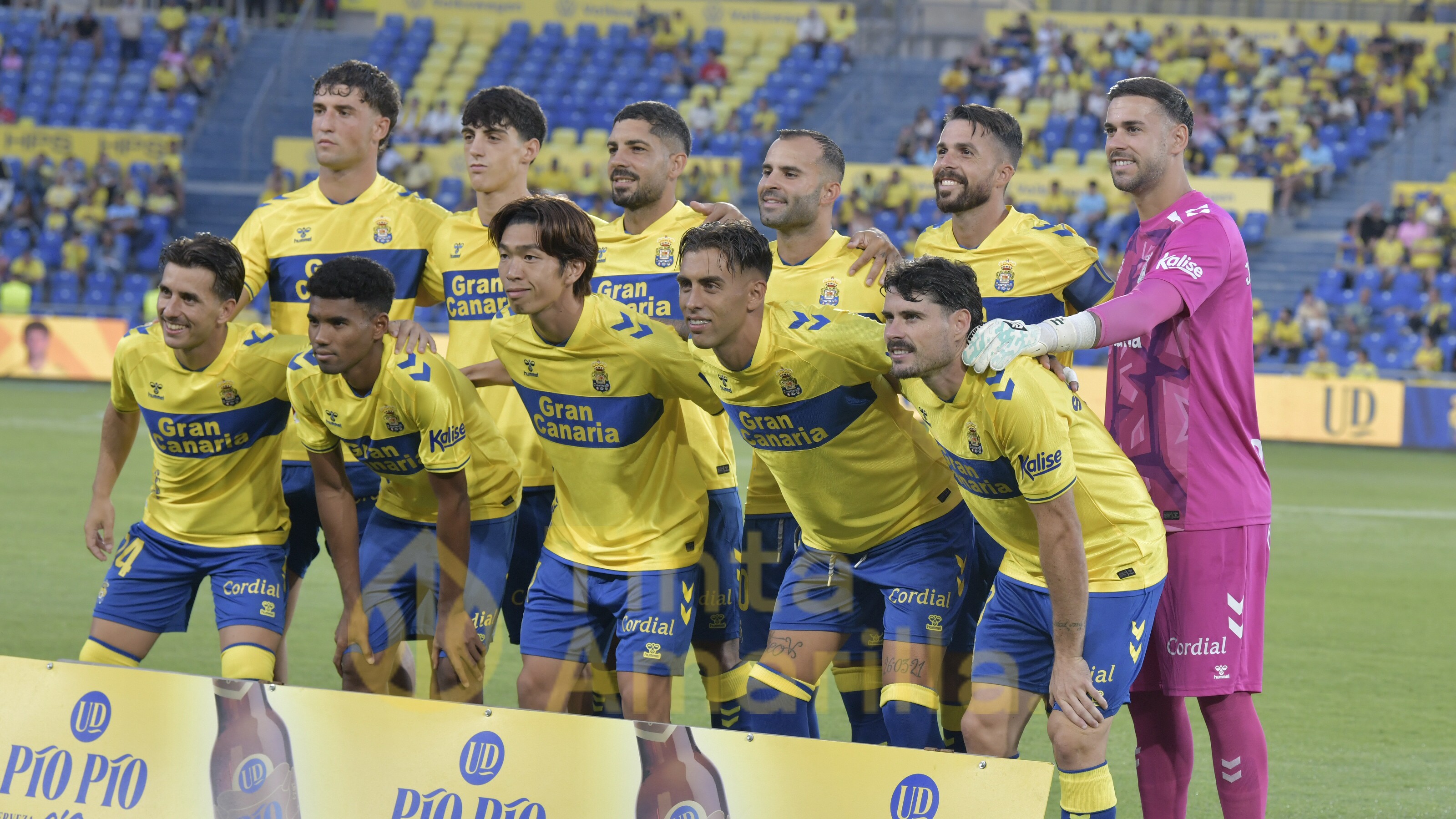 La UD Las Palmas supera la frontera de los 24.000 abonados