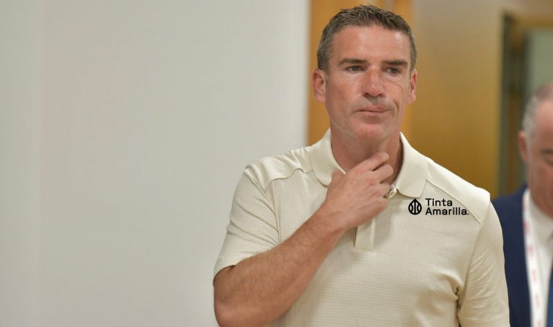 Luis Carrión ya posee un récord negativo como técnico de estreno en Primera