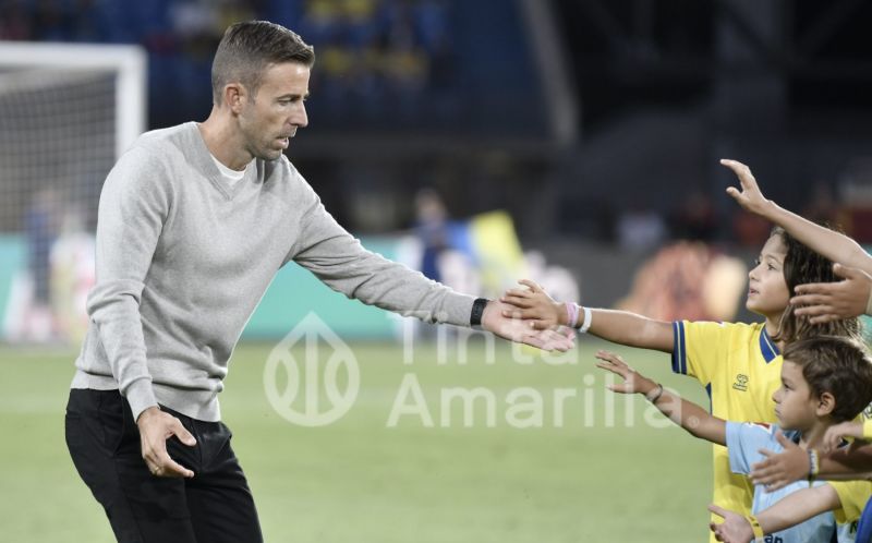 "Si decimos que somos favoritos lo seremos a darnos una hostia de campeonato"