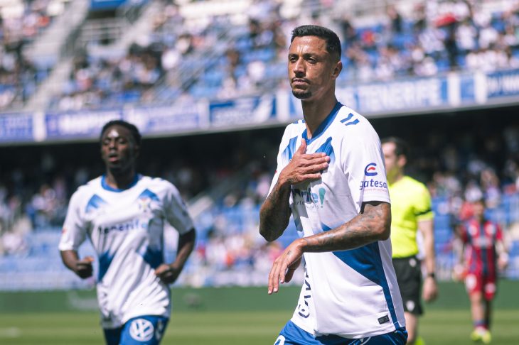 2-0: Maikel Mesa inicia la victoria del Tenerife